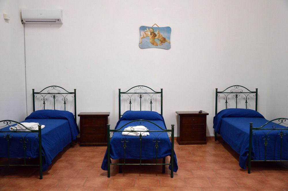 Istituto Antonacci Rooms Lecce Exterior photo